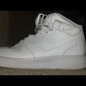 Men’s White Af size 12
